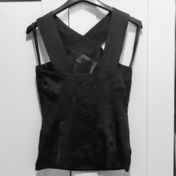 NWT Stretch Silk Halter Front top - Picture 3 of 10